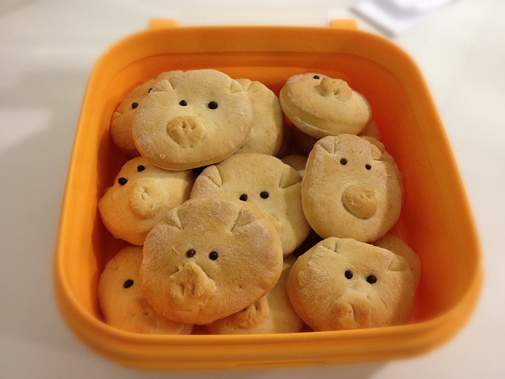 merenda salata di pane a forma di maialini, pig, momeme